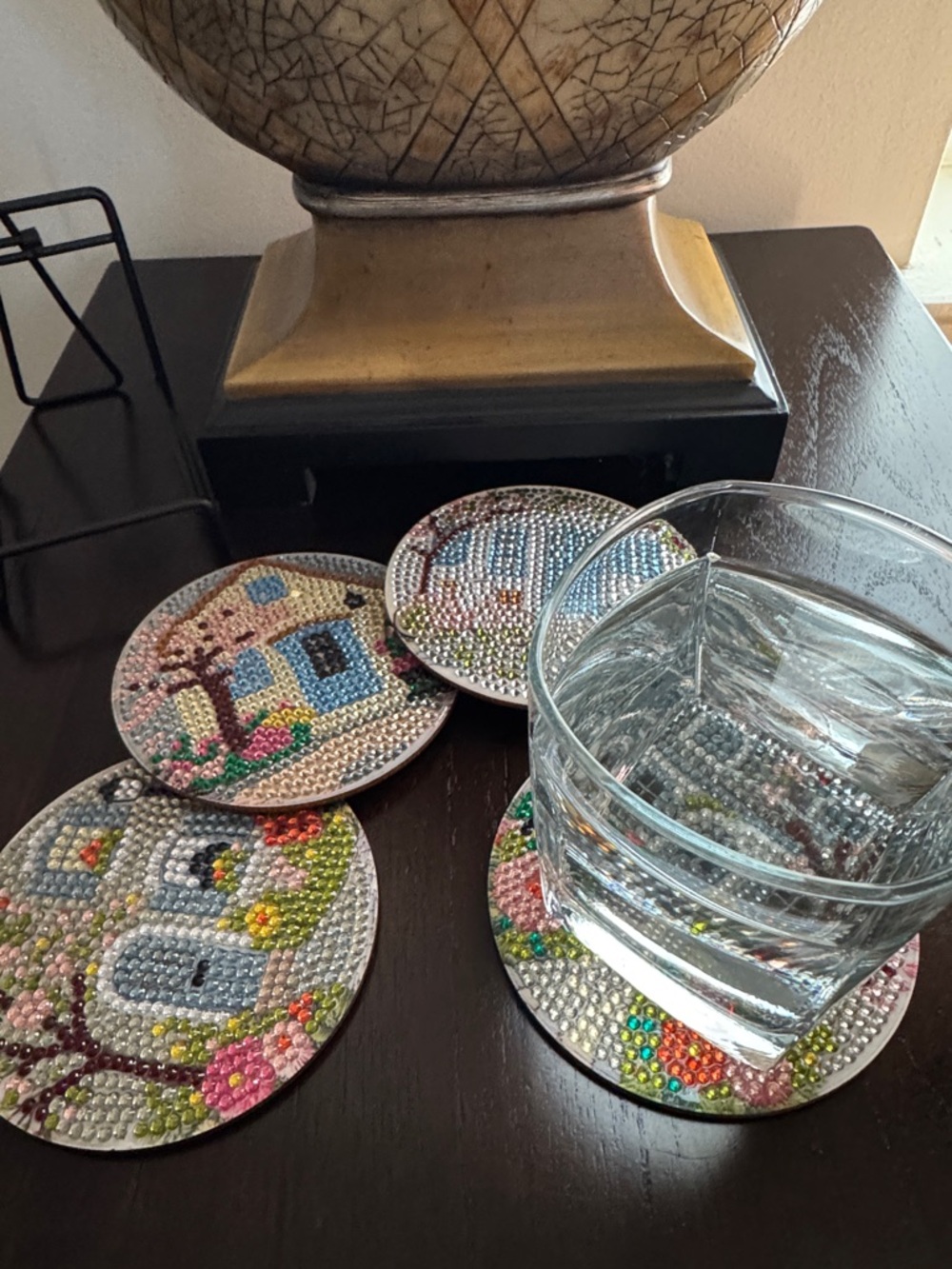 🏡 Gift-Ready Cottage Coaster Set - Cottage Garden Design – Set of 4 with Holder - Picture 3 of 6